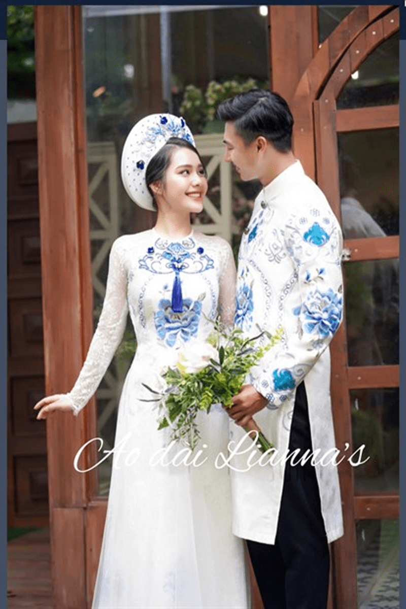Mẫu áo dài cưới thiết kế trắng phối xanh dương nhẹ nhàng