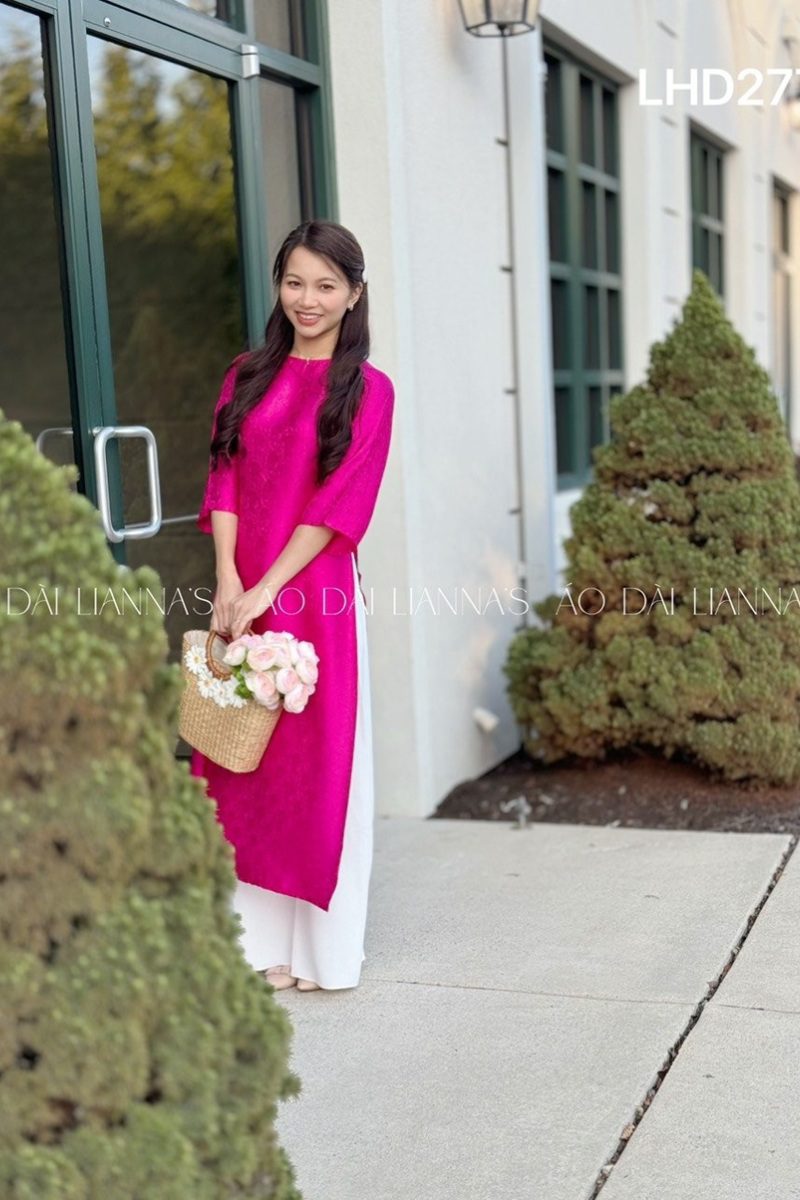 Mẫu áo lụa Hà Đông màu hồng đẹp, sang trọng