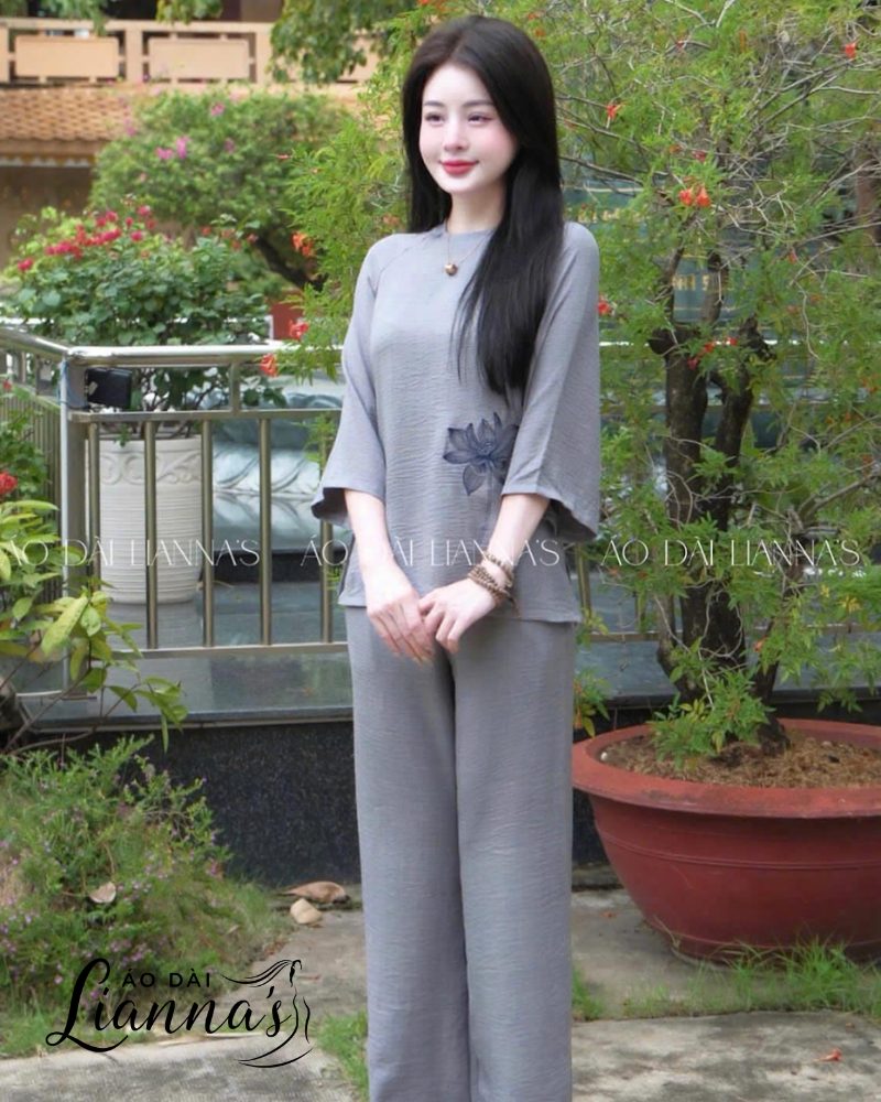 pháp phục đi chùa 