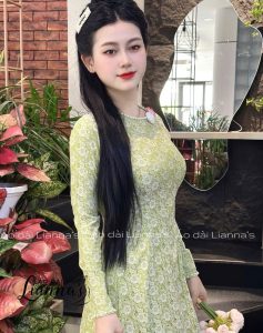 Áo dài truyền thống lụa tơ tằm