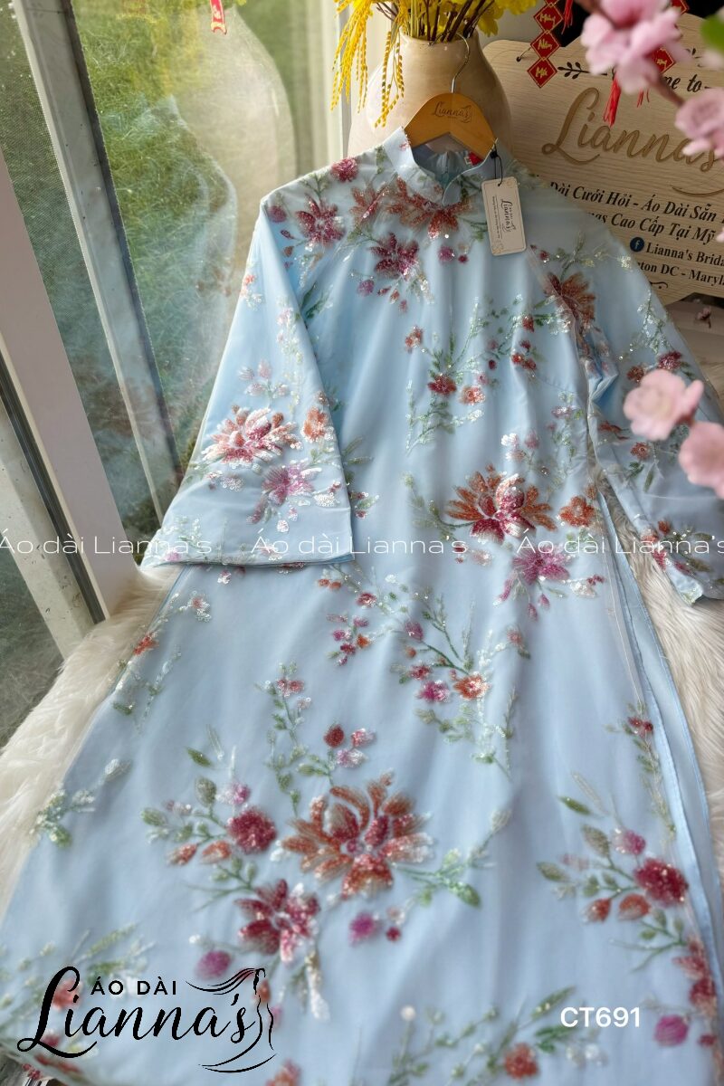 áo dài lụa xanh pastel