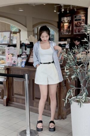 Set sơ mi sọc xanh quan trắng kèm belt