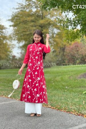 Áo dài form suông hoa lá thêu tông đỏ đô kiotviet 376e29738ae1ed913bf821165aa5566e