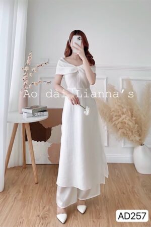 AD trắng trễ vai