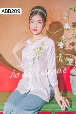 Áo bà ba trắng hoạ tiết thêu