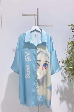 Co gái xanh (váy lụa)