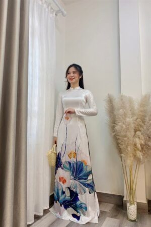 Trắng hoa sen quần váy xanh