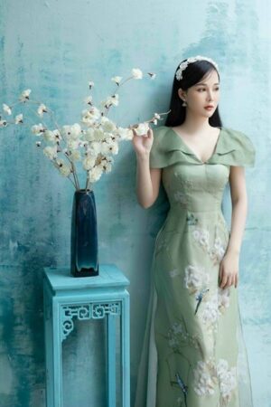 Xanh green hoa nổi- cổ V