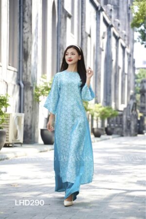Áo dài lụa hà đông xanh dương nhạt
