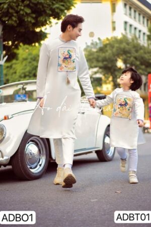 Áo dài bé trai trắng viền tím