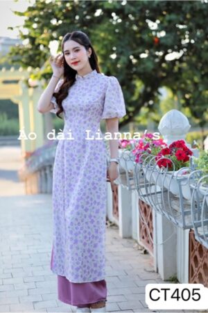 Adct hoa nhí tím tay bồng