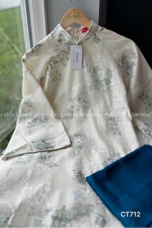 Áo dài cách tan suông tong kem theu hoa tiet xanh Ngọc kiotviet dbe1e3dd3f2df065015b4244202dfc7b