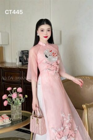 AD cach tan hồng phấn _ thêu và đính kết hoa nổi 3D kiotviet 06da2e92510009992cc65112bff6a1b7