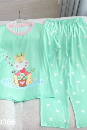 Set tay ngắn quần dài cổ tròn hoạ tiết giraffes