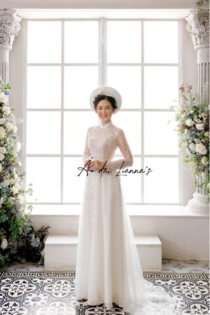 Áo dài cươi thiết kế by Lianna’s