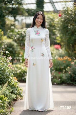 Áo dài trắng theu hoa valentino