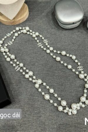 Chuỗi ngọc Chanel silver