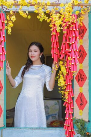 AD gấm trắng form suông