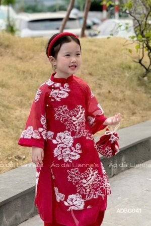 Áo dài bé gái đỏ ren lá