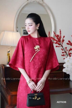 Áo dài thiệt ke đỏ kem cài hoa kiotviet 1d822f3a4e8dbb0f8d6eea7974a574aa