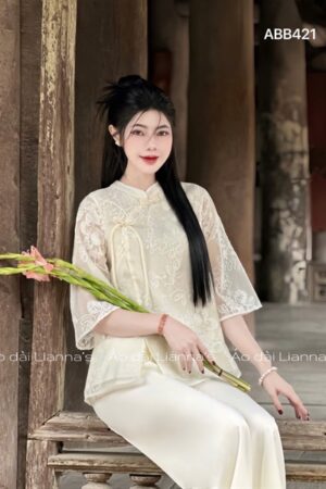 Áo bà ba ren lá màu kem