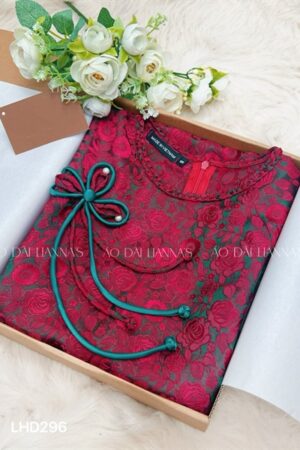 Áo dài lụa tơ tằm hà đông hoạ tiết hoa nổi màu đỏ mận kiotviet 3116c91d8db190c9dc97d4e0e2eebd42