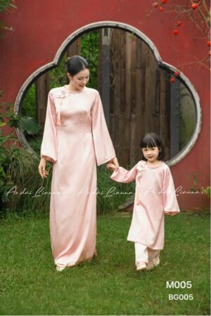 Áo dài bé gái Hồng gia đình Xuân thiên thanh kiotviet 3a004e6243e385ad020a6c40ddd1d4cd