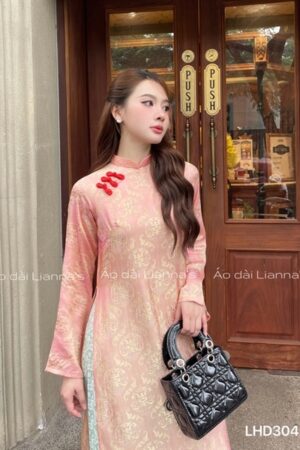 Áo dài lụa hà đông chữ thọ màu peach quan gấm xanh nhạt kiotviet 4c2e4fb6c231215d32d5c11dc1438596