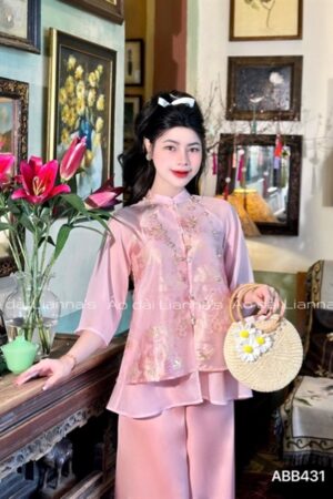 Bà ba gấm tơ hoa mau Hồng