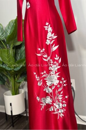 Áo dài thiết kế đỏ lua valentino thêu hoa kiotviet 4e2a529b80402931ba3e6d2c73e3d126