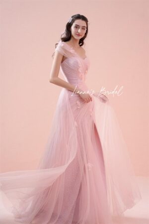 Váy cưới hồng kiotviet 66a474e76f304a8989ecfcf46f6bb89a