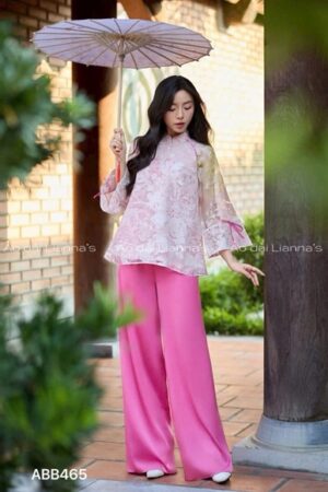 set bà ba to Hồng thắt nơ