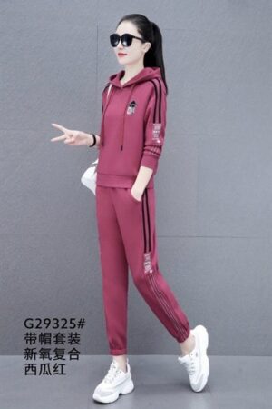 Set thể thao hồng đỗ có mũ