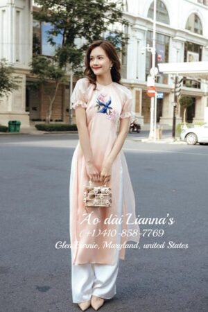 Cam tay nhún kết chim