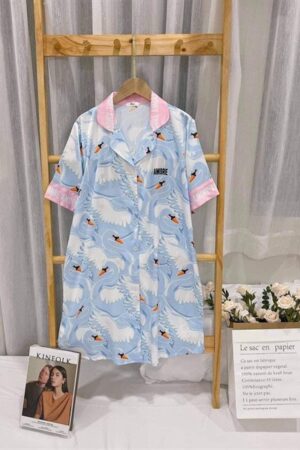 Hạc xanh (váy lụa)