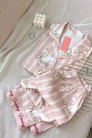 Thiên nga soc hồng