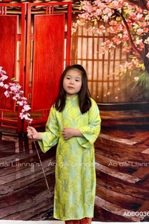Áo dài bé gái gam thọ gia đình mau xanh cốm