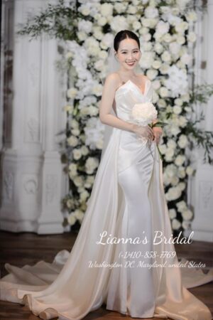 Váy cưới trơn đuôi cá