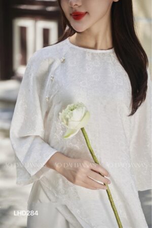 AD lụa hà đông trắng trơn kiotviet 8b24e8a22321ea6b69df743a2ef98e4e