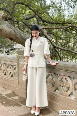 Set đi lễ trắng theu hoa nút boc vải