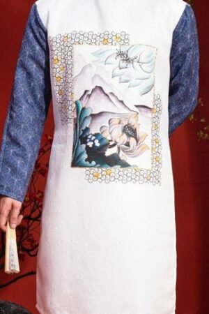 ADN trắng núi non phối tay xanh dương