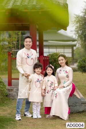ADGD mẹ màu trắng kem thêu