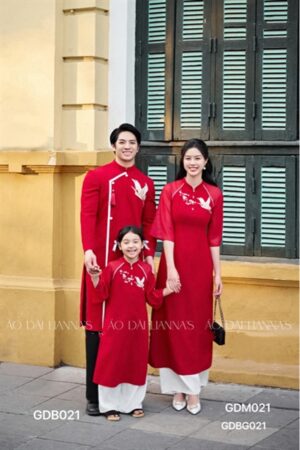 AD Bố nhung tằm đỏ thiết kế thêu chim _AD gia đình kiotviet b6749a63556f2d5046361891aacf8182