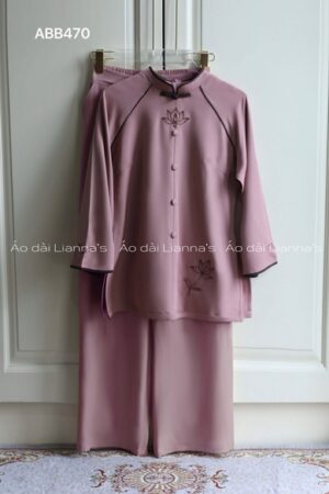 Set pháp phục cổ tàu theu sen tông Hồng ruốt