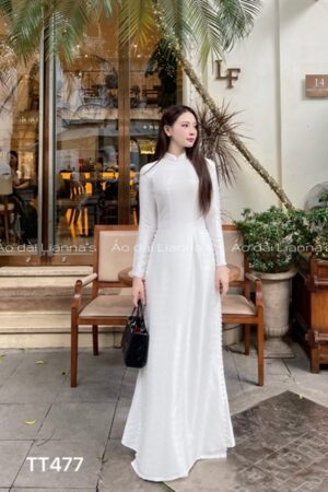 Ao dai trắng truyền thống kết pearl