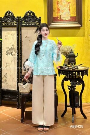 Áo bà ba gấm lá xanh Ngọc tay long vũ