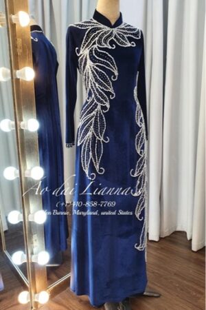 Bà sui nhung xanh đen