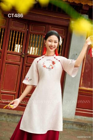 AD thiet kế phối váy đỏ kiotviet c9f6e70d962d4fc988a2d0c2518b1501