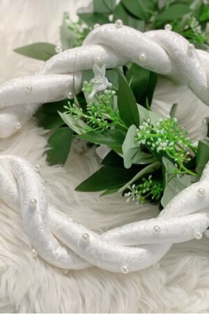 Mấn xoắn kết ngọc trắng