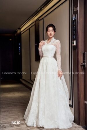 Wedding Dress with Lace Lining 👗✨
